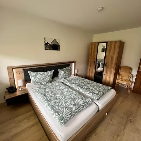 Strohmeyer Apartment *
